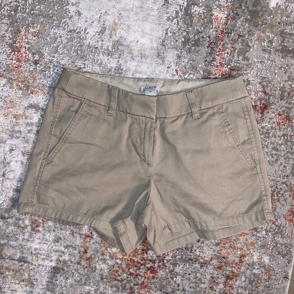 JCREW Chino Shorts in Khaki Tan